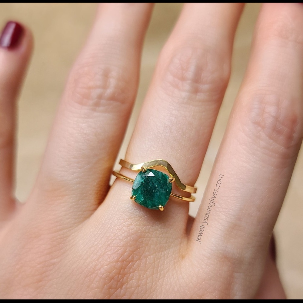 Emerald and Rose Gold Rings - Picture 1 of 4